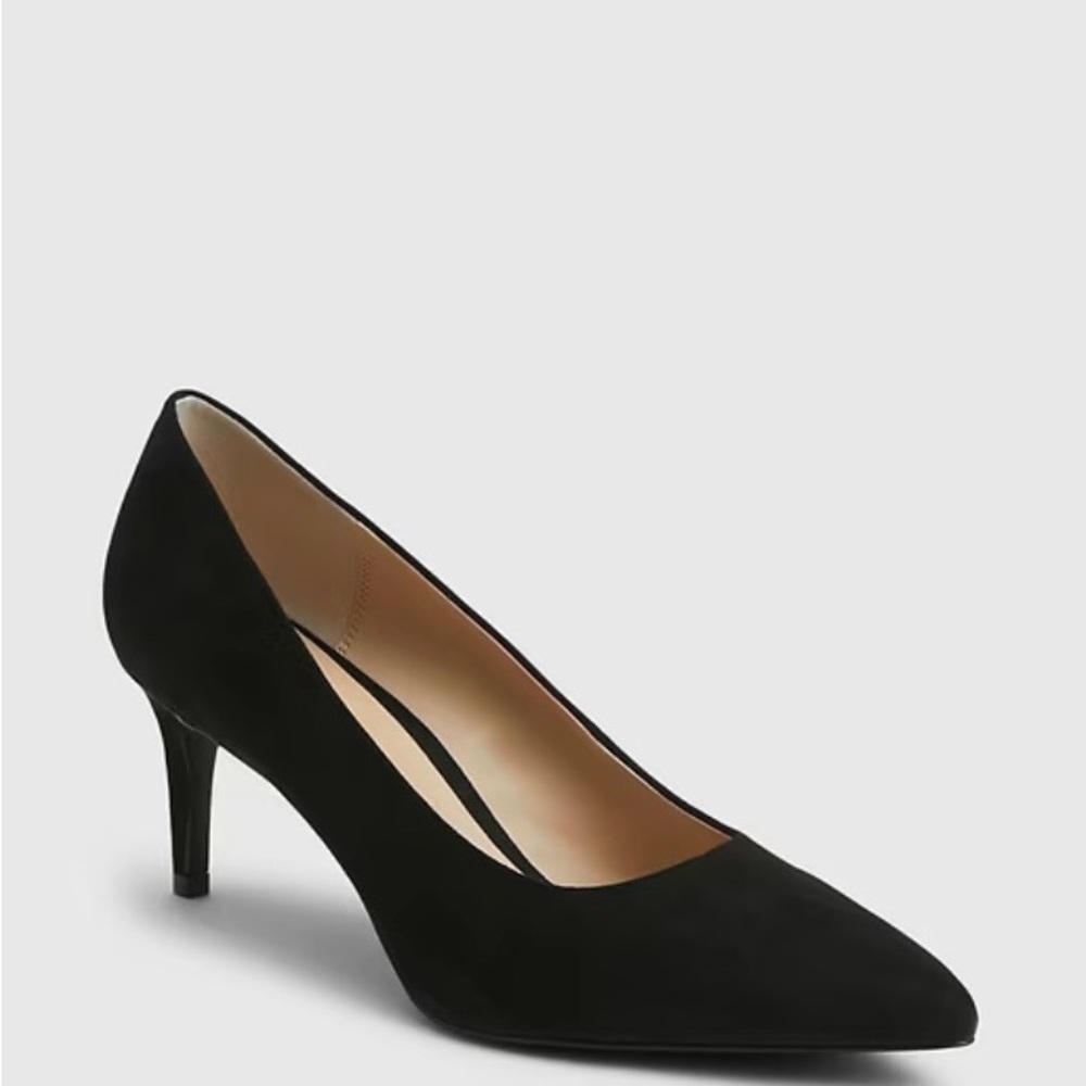 GAP Classic Faux Suede Black Pointed-Toe Women's Pump Size 8